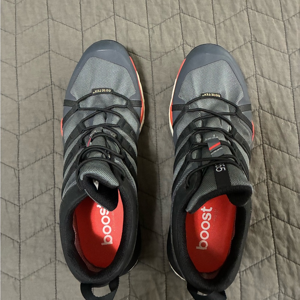 adidas Terrex Skychaser GTX Trail Running/Hiking Shoe 'Vista Grey' Men’s size 9
